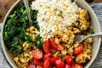 Speedy Savory Protein Oats with Cottage Cheese