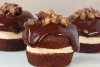 Peanut Butter Chocolate Bliss Cupcakes