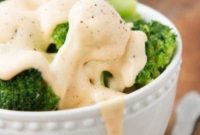 5-Ingredient Creamy Broccoli and Cheese