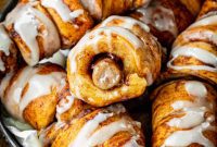 Cinnamon Roll Sausage Poppers
