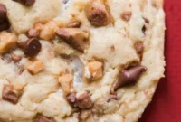 Toffee Marshmallow Cloud Cookies