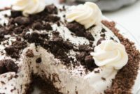 Ultimate No Bake Oreo Chocolate Pie