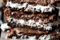 Fudgy Oreo Swirl Brownies