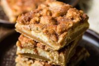 Irresistible Snickerdoodle Cheesecake Bars