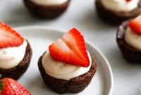 Elegant Black and White Brownie Bites