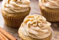 Cinnamon Spice Cupcakes with Cream Cheese
