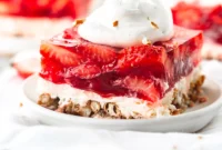 Strawberry Pretzel Delight