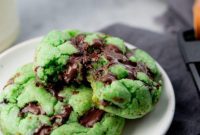 Delicious Green Mint Chocolate Chip Cookies