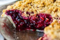 Dutch Crumble Berry Delight