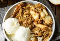 Delicious Pear Crumble Recipe