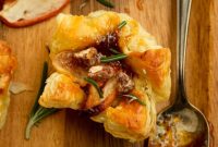 Apple Pecan Brie Bites