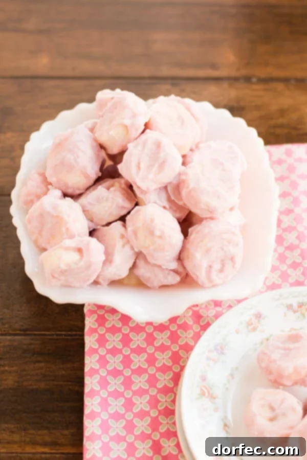 Delicious and Easy Frozen Yogurt Banana Dippers - A Family Favorite Healthy Snack Recipe