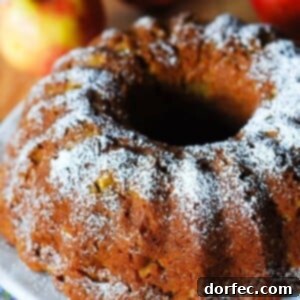 Apple-Pumpkin Spice Bundt Cake