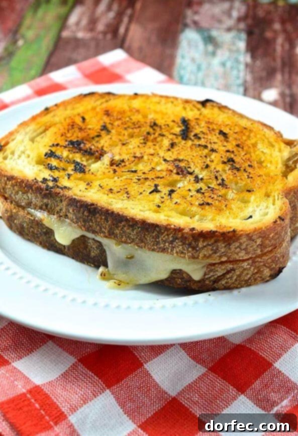 Delicious BBQ Chicken Grilled Cheese Sandwich