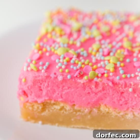 Perfectly Lined Baking Pan It took us a few years to be ready to share our favorite soft sugar cookie bars recipe because it had to be perfectly soft and perfectly delicious. ohsweetbasil.com