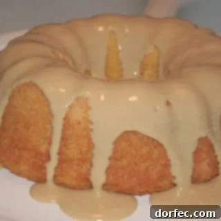 Pumpkin Angel Food Cake with Maple Glaze