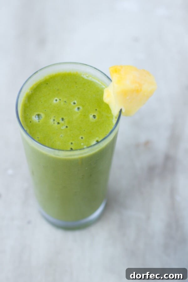 Cold Buster Green Smoothie to fight off those nasty colds and keep the body healthy all winter long ohsweetbasil.com-3