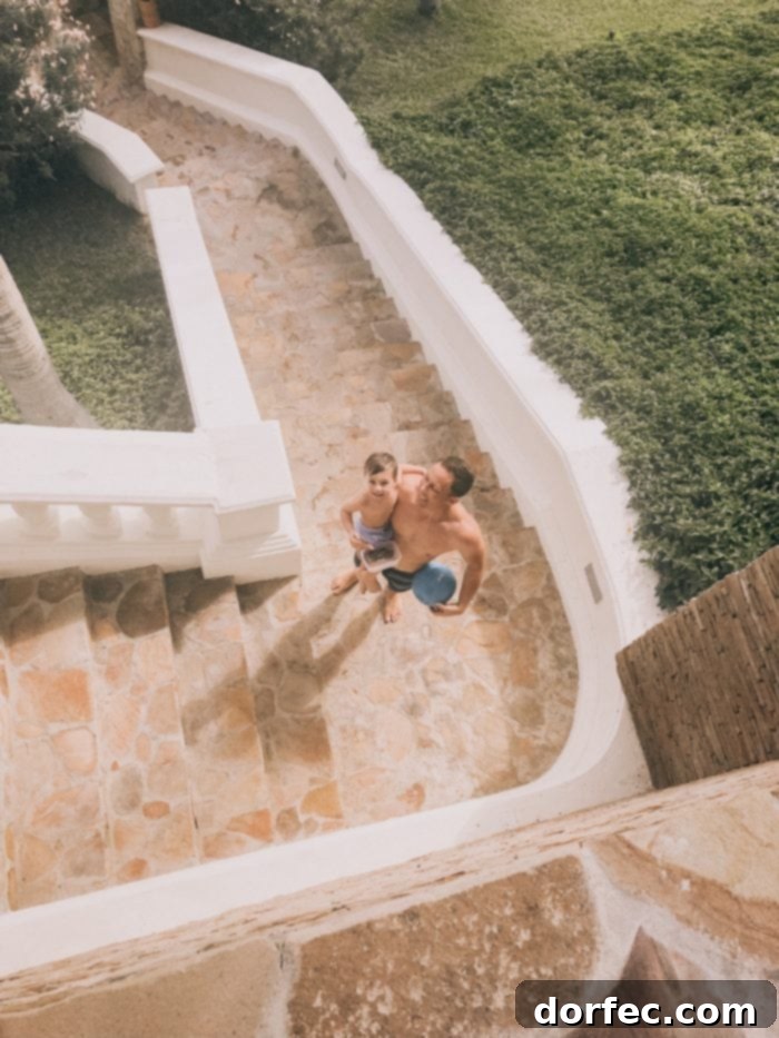 The expansive pool deck and outdoor entertainment area of Casa Mariposa, perfect for soaking up the sun and enjoying the breathtaking ocean views.