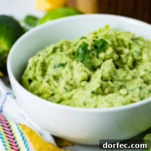 A fresh bowl of authentic guacamole