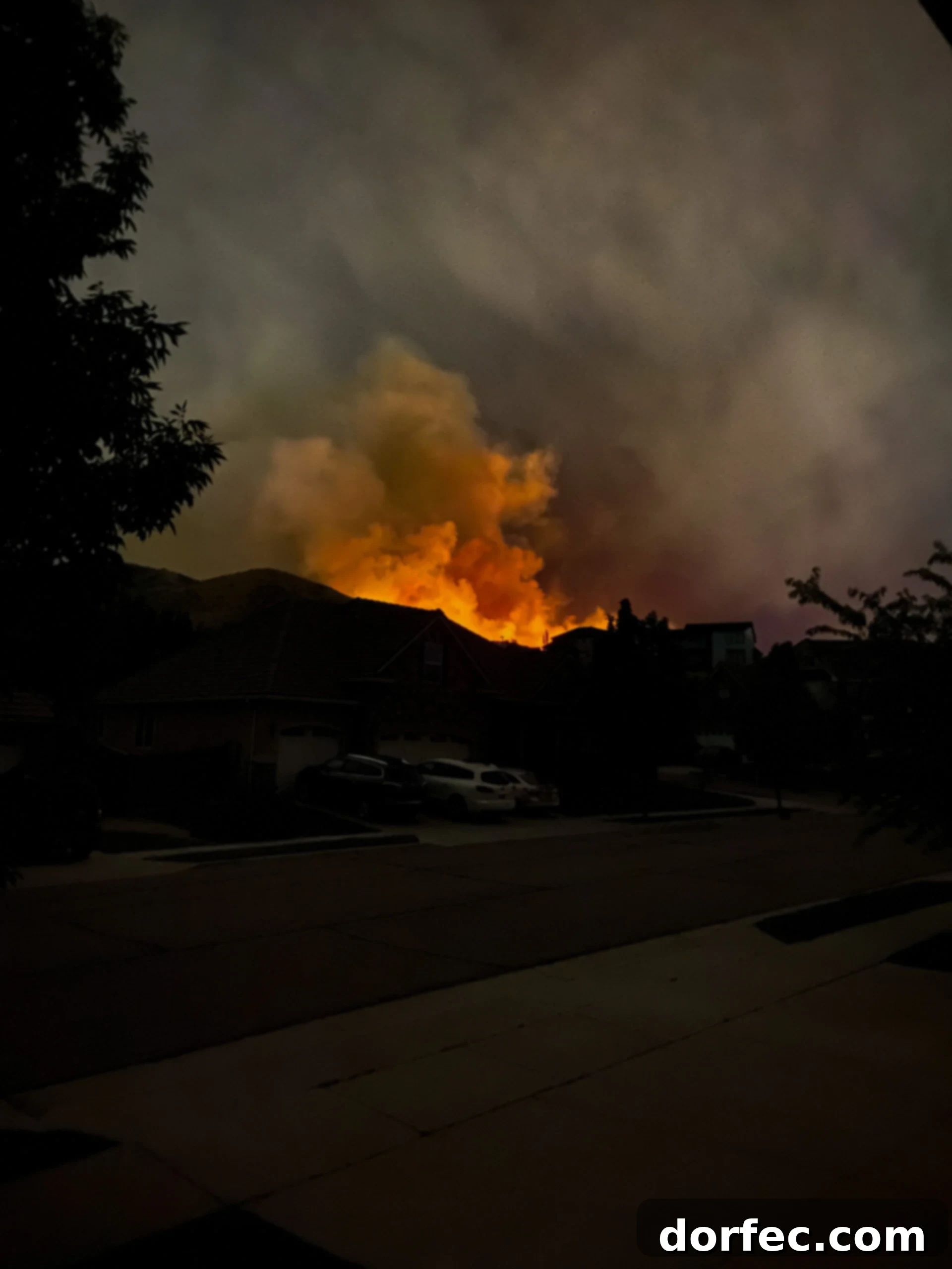 traverse mountain fires roaring up the mountain