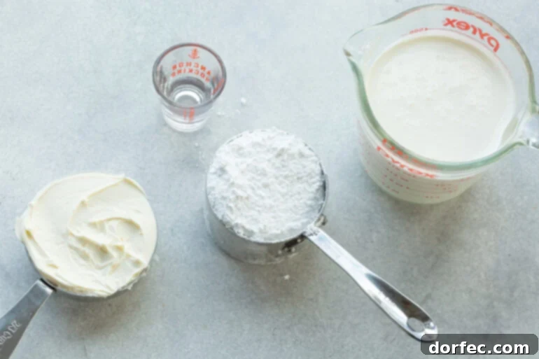 Mascarpone Dream Cream 3 Ingredients for mascarpone whipped cream