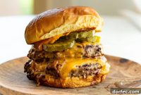 Juicy Homemade Hamburger Recipe: Our Top Secret Tip